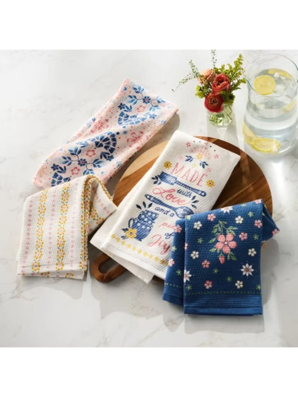 The Woman Pioneer Home Hattie Beautiful Cotton Set of 4 Woven Kitchen Tea Towels